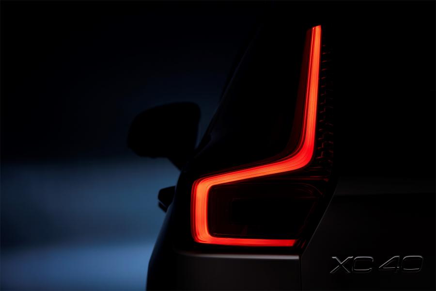Детали экстерьера Volvo XC40 T5 2017 года  (WW) (фото 14 из 33)